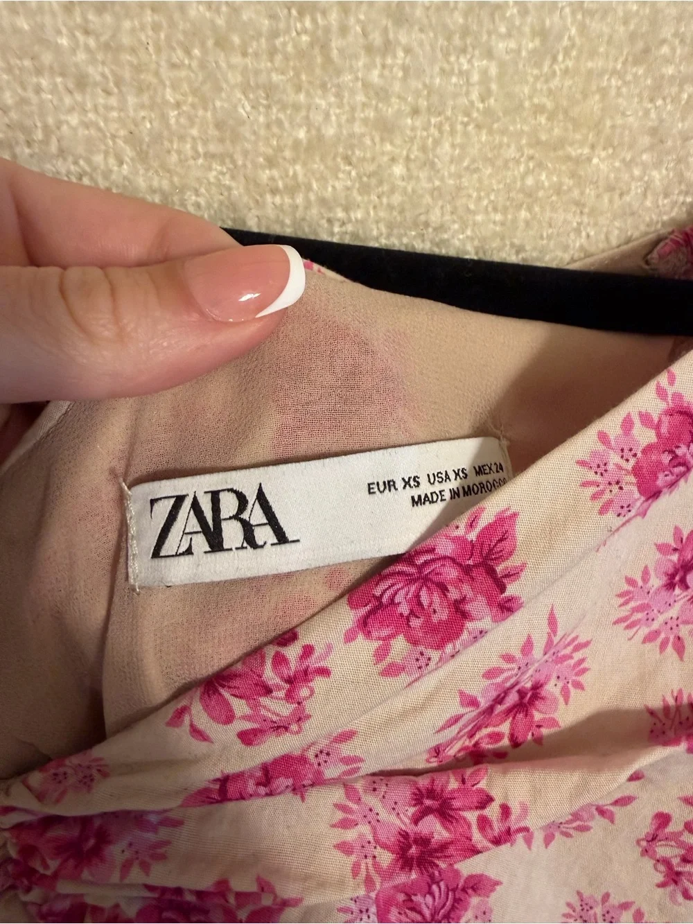 ZARA Floral Off-Shoulder Crop Top - Pink Floral